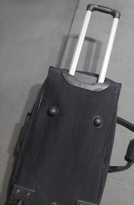 Дорожная Сумка Action  выше среднего размера, 78 литров.