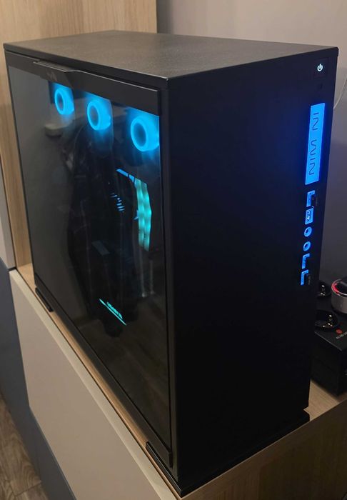 Komputer stacjonarny i7-11700KF 2x16GB 2.5TB SSD / 2TB HDD RTX3080TI