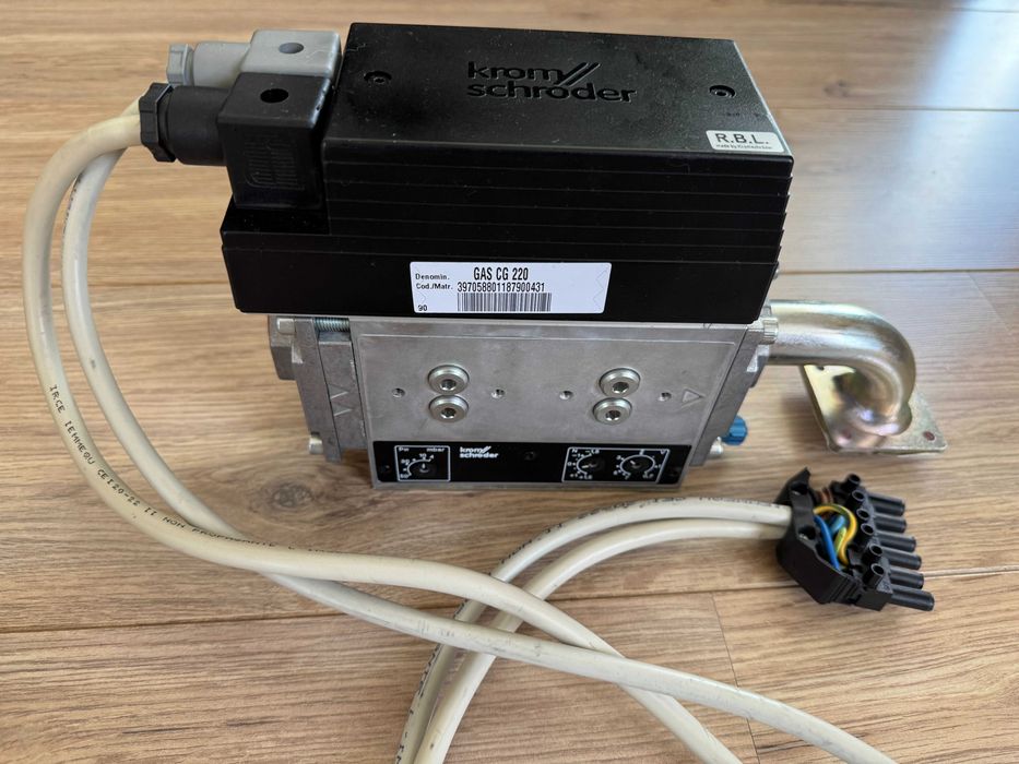 Kromschroder CG 220R01-VT2WF1Z - blok zawór gazowy