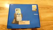 Nokia E52 Navi – pudełko + uchwyt samochodowy