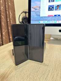 Samsung Galaxy Fold4 12/512, чорного кольору