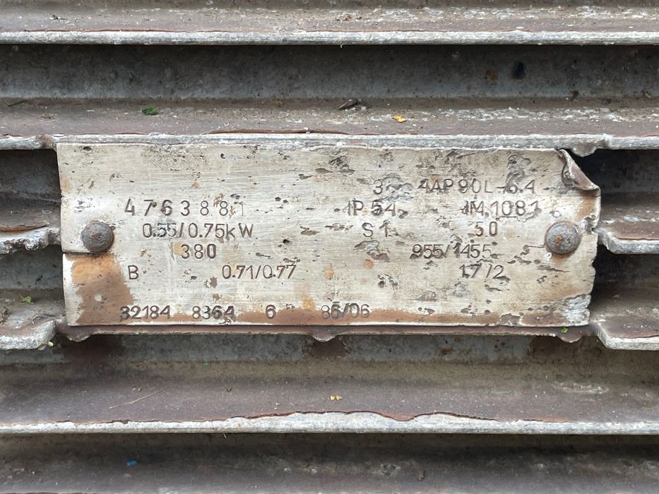 Электродвигатель 0.75 кВт | 380V | 3-фазный –  (955/1455 об/мин)