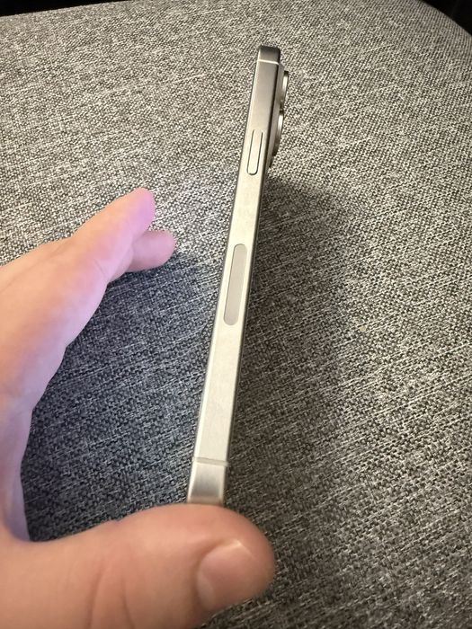 Iphone 15 PRO MAX 100% аккум стан як новий