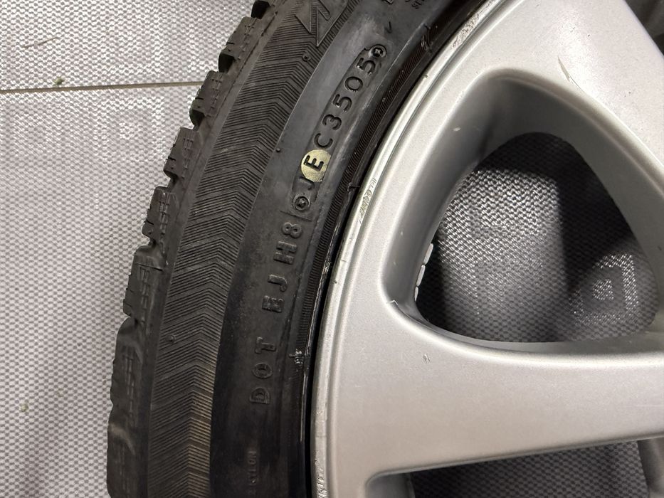 Felgi BMW Styling 79 + opony zimowe Bridgestone Blizzak LM22 225/45R17