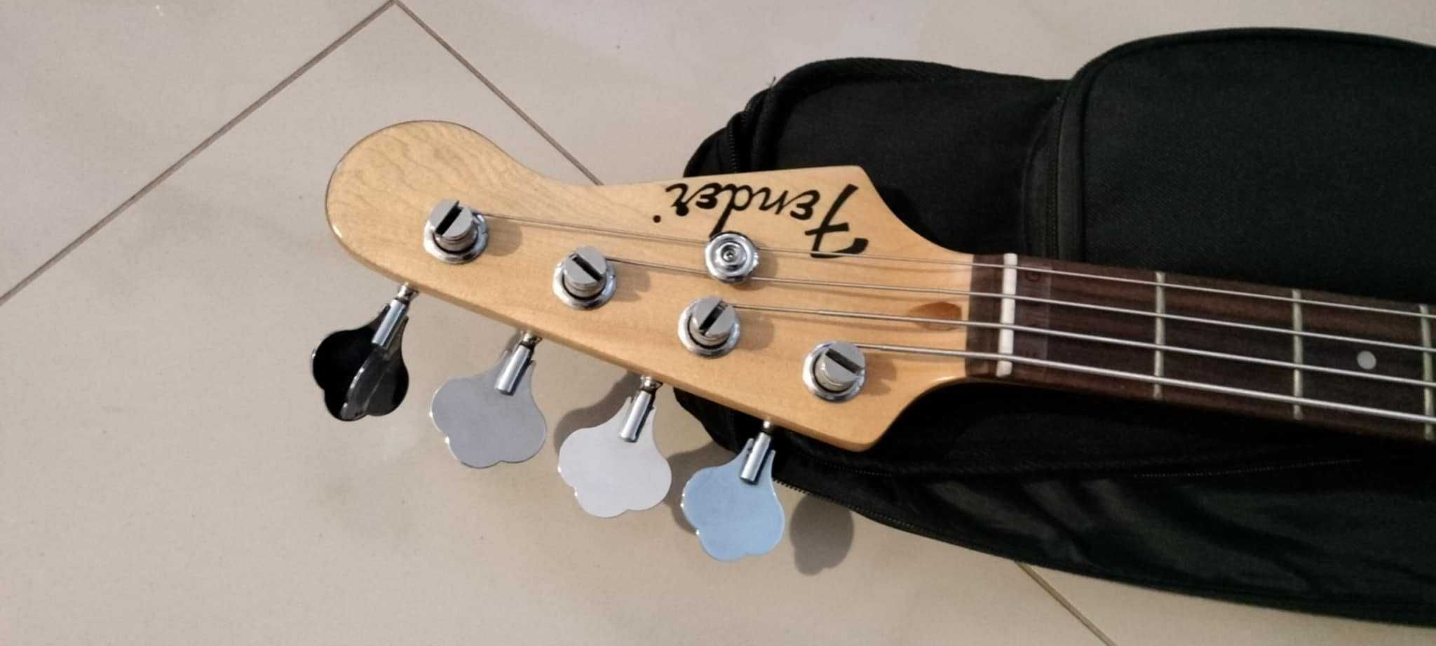 gitara basowa fender