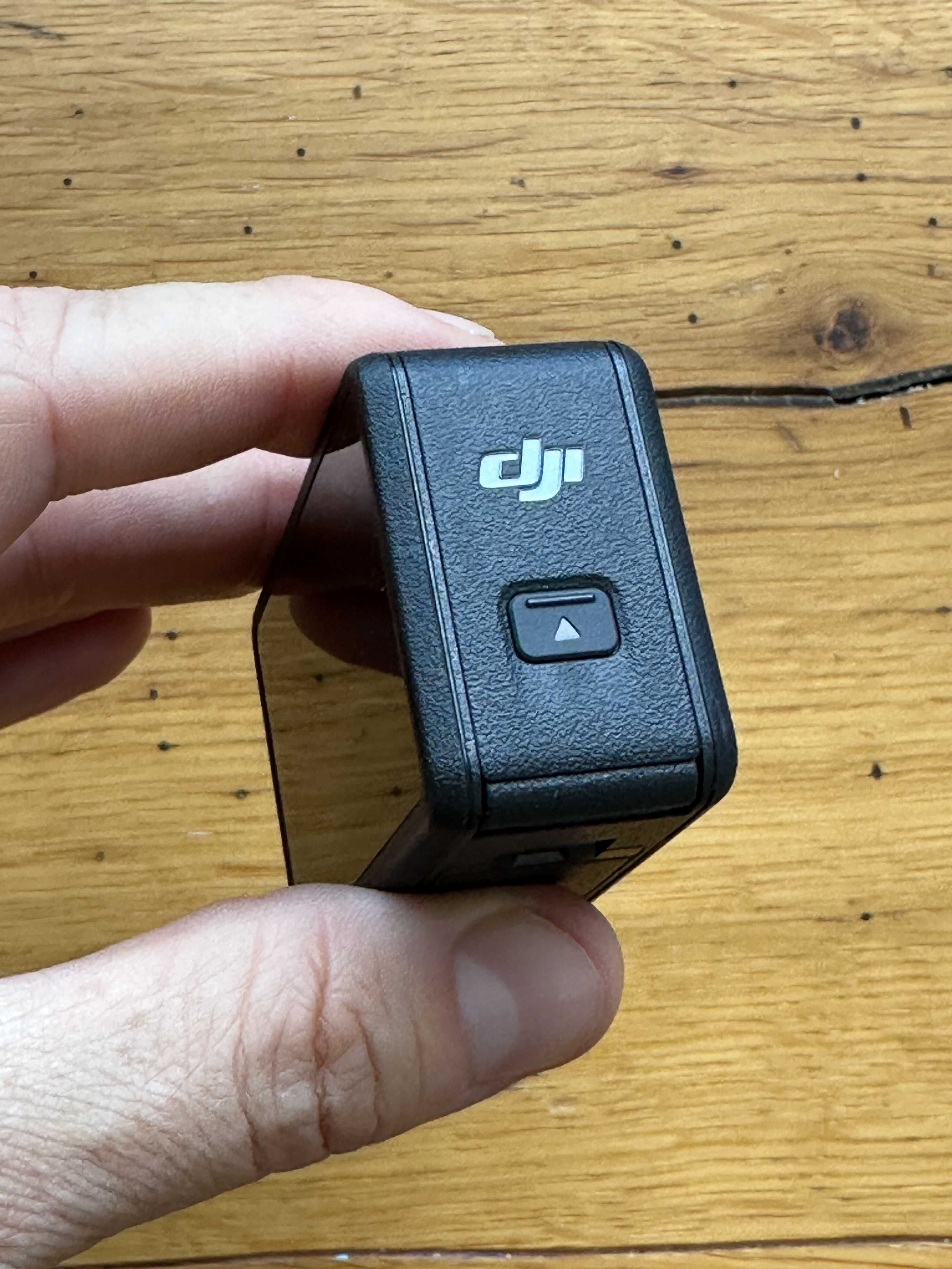 DJI Osmo Action 4 Essential Combo, ідеал + кріплення + microSD 256
