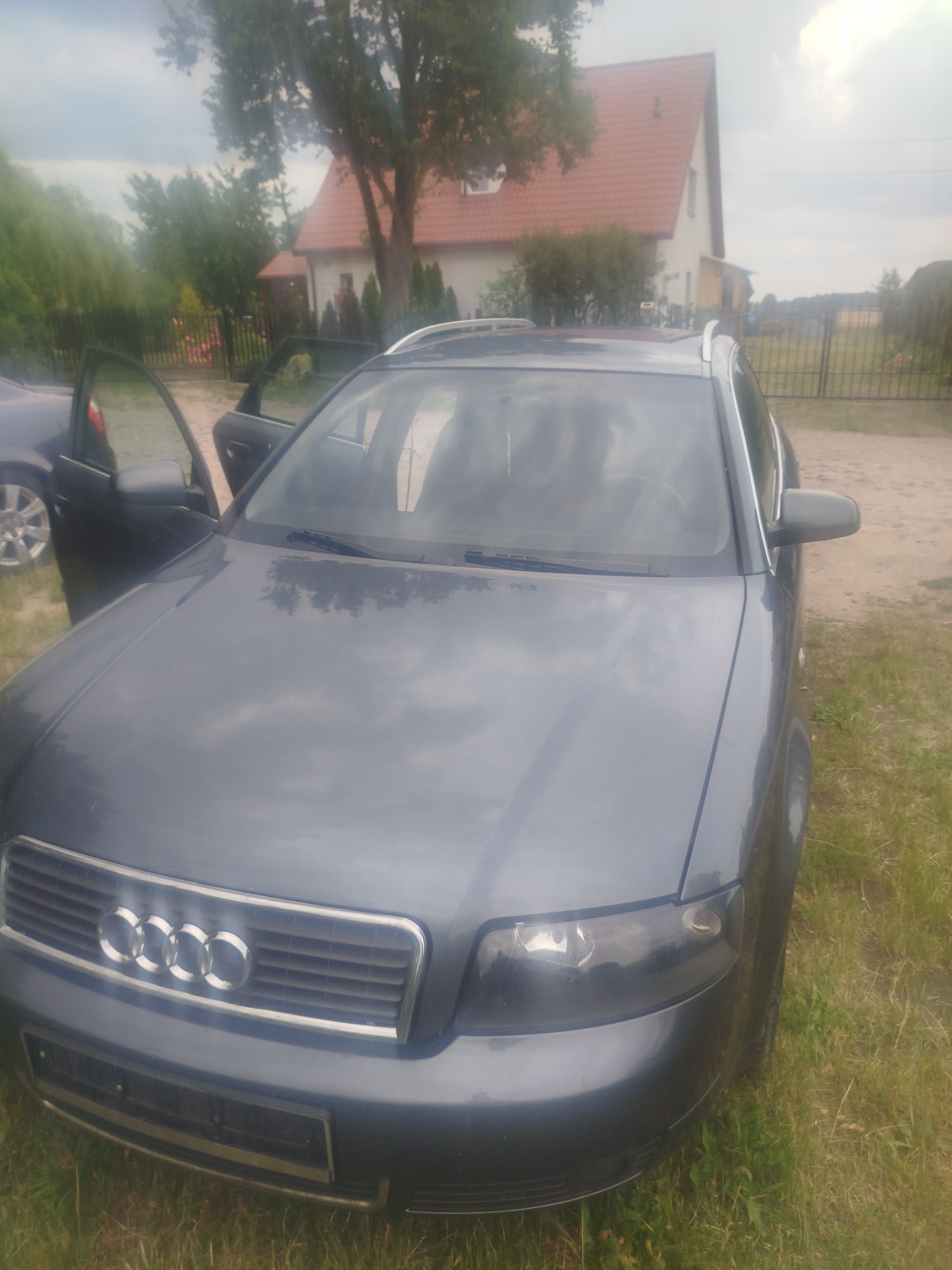 Audi a 4 b 6 . 1.8 T. Na części