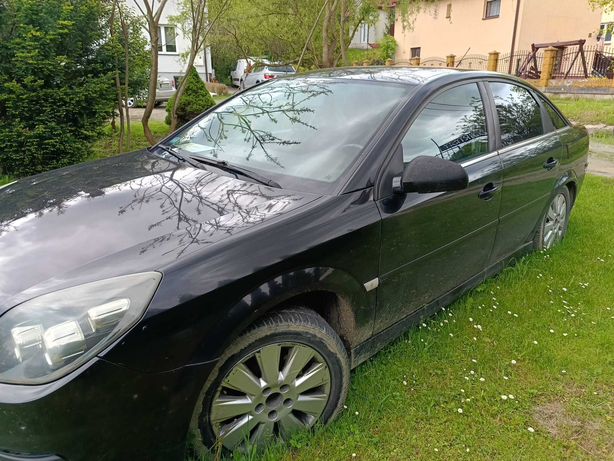 Opel Vectra GTS 1.9 CDTI 2005 – Bogate wyposażenie, uszkodzona