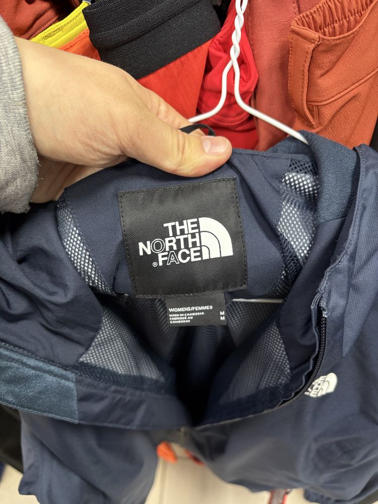Штурмовка/мембранна куртка The North Face Dryvent в розмірі M