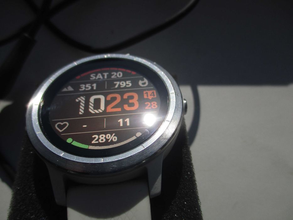 Garmin Vivoactive 3 – молодший брат Garmin Fenix 5
