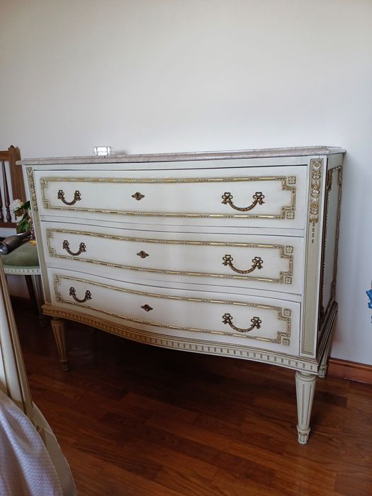 Conjunto de quarto, 5 peças + colchão. 250€€