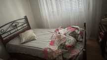Vendo 1 cama de solteiro 100X190
