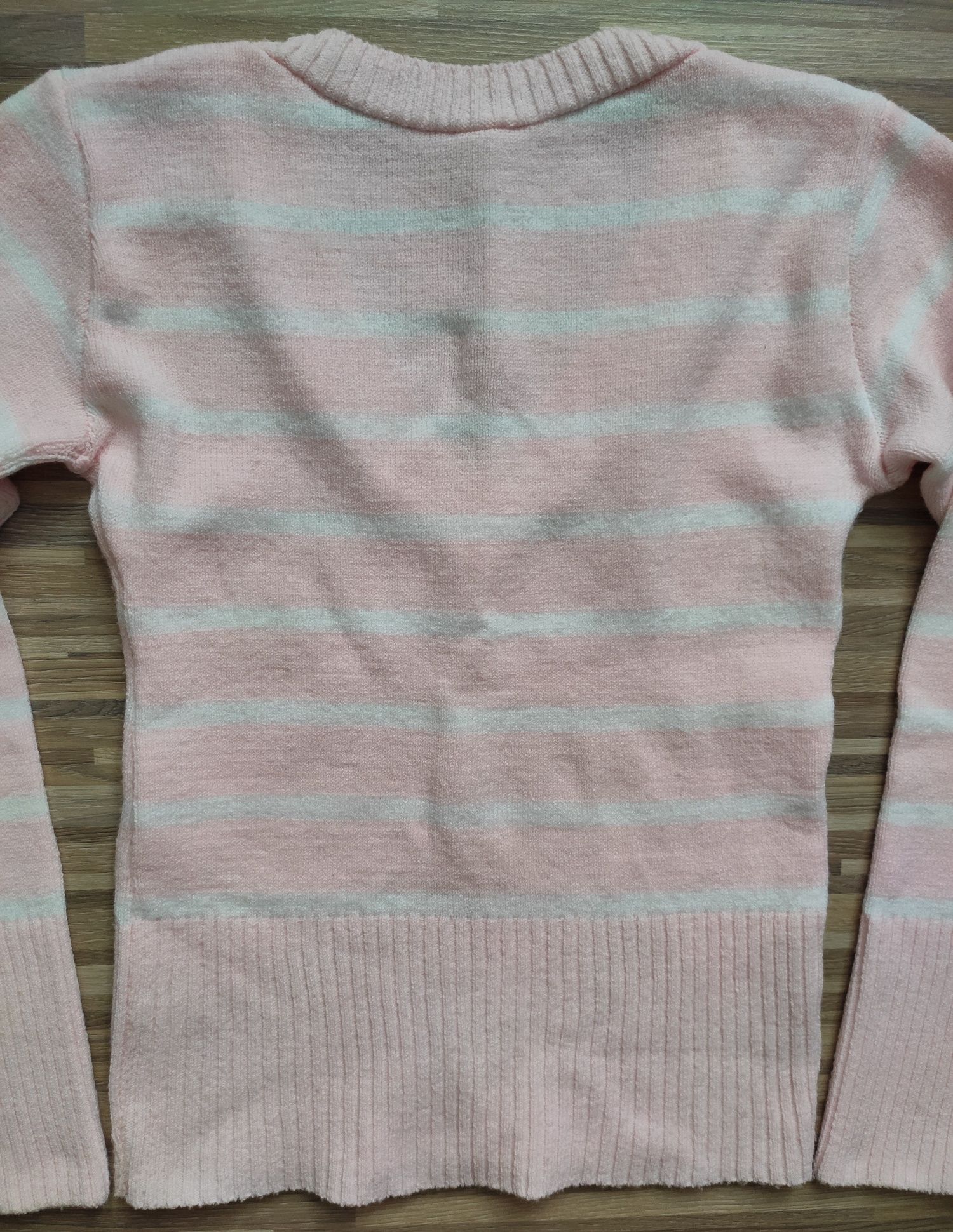 Sweter w paski M/L