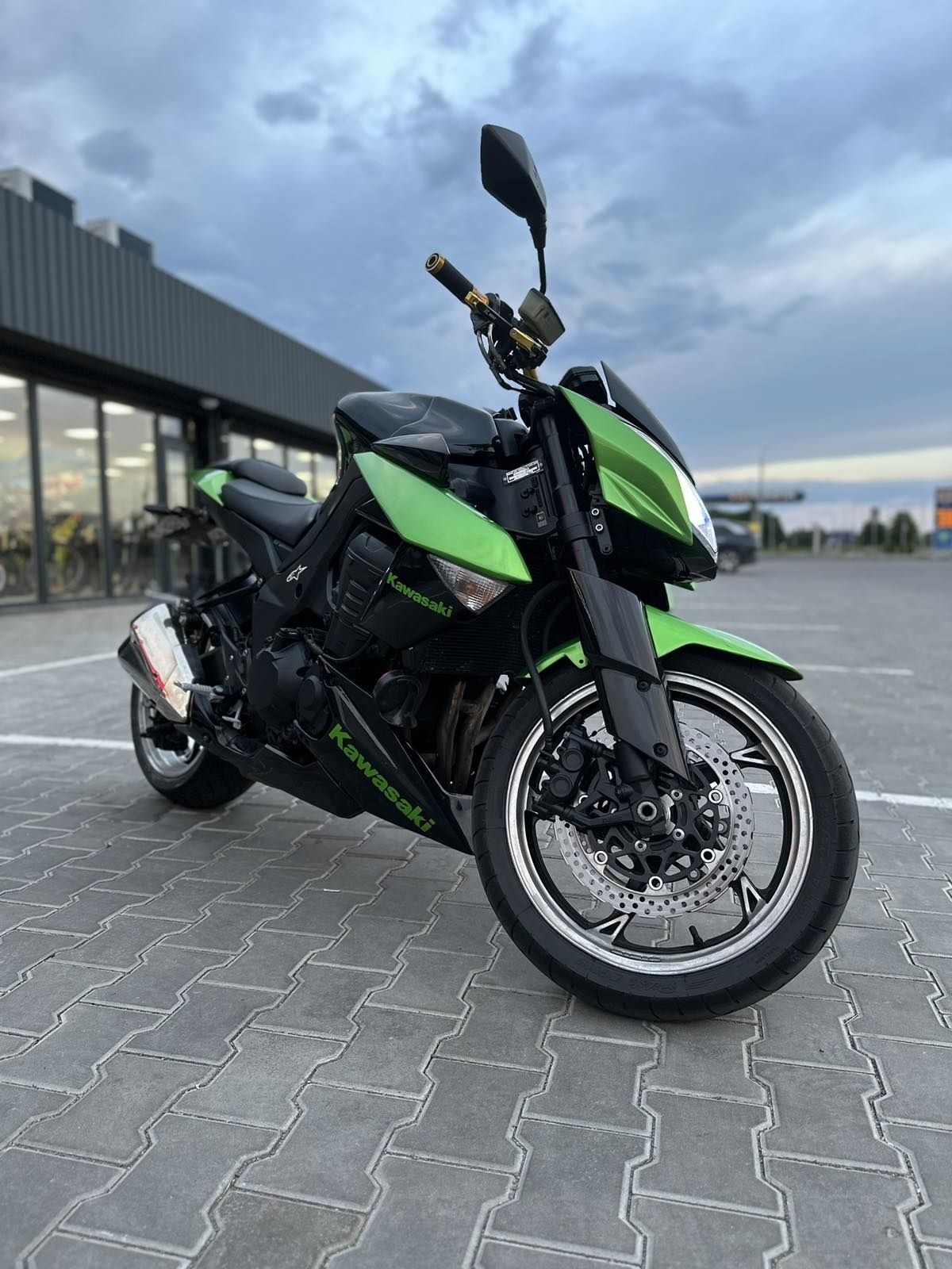 Продам Kawasaki 1000