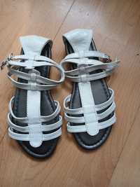 Sandałki dziewczęce (185B)