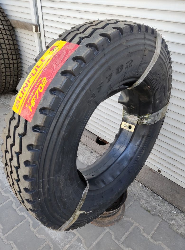 Продаж шин 240/508 ,або 8.25-20