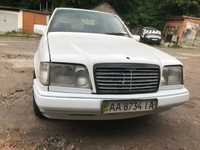 Mercedes w124 e200 на газу