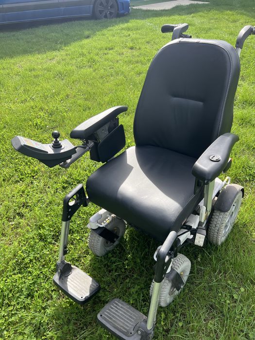 Wozek inwalidzli elektryczny