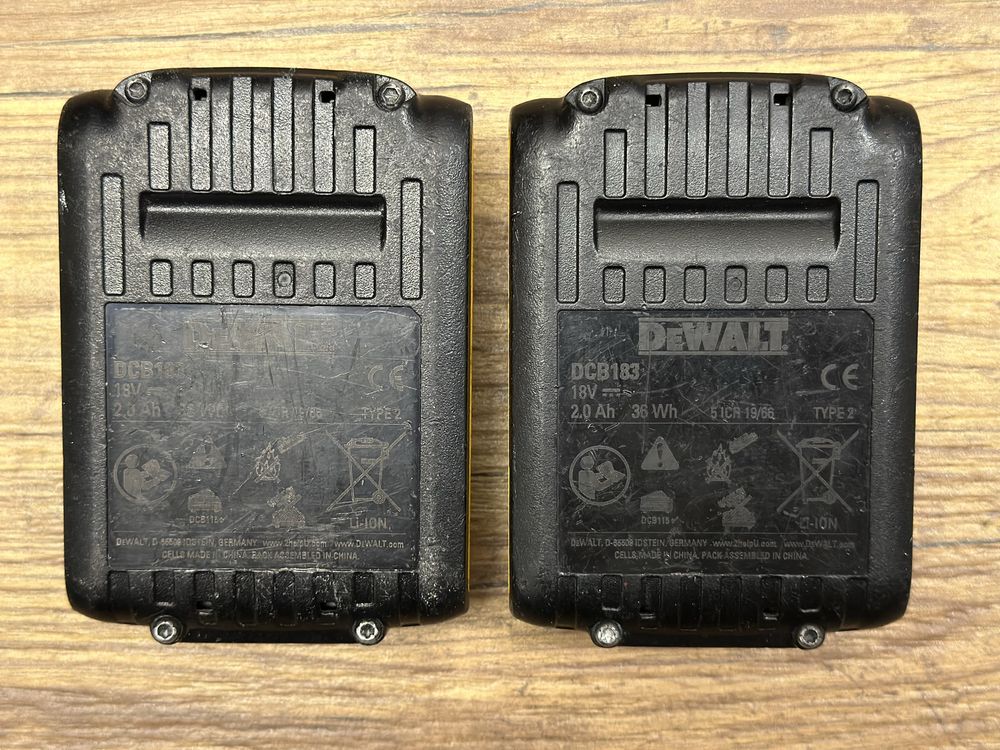 2x bateria, akumulator DeWalt XR 18V 2AH