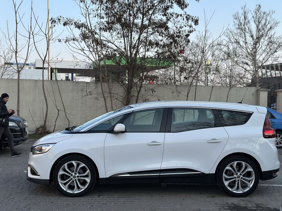 Renault Grand Scenic 2017