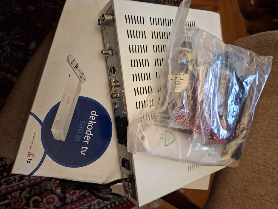 NOWY dekoder tv SHD 85