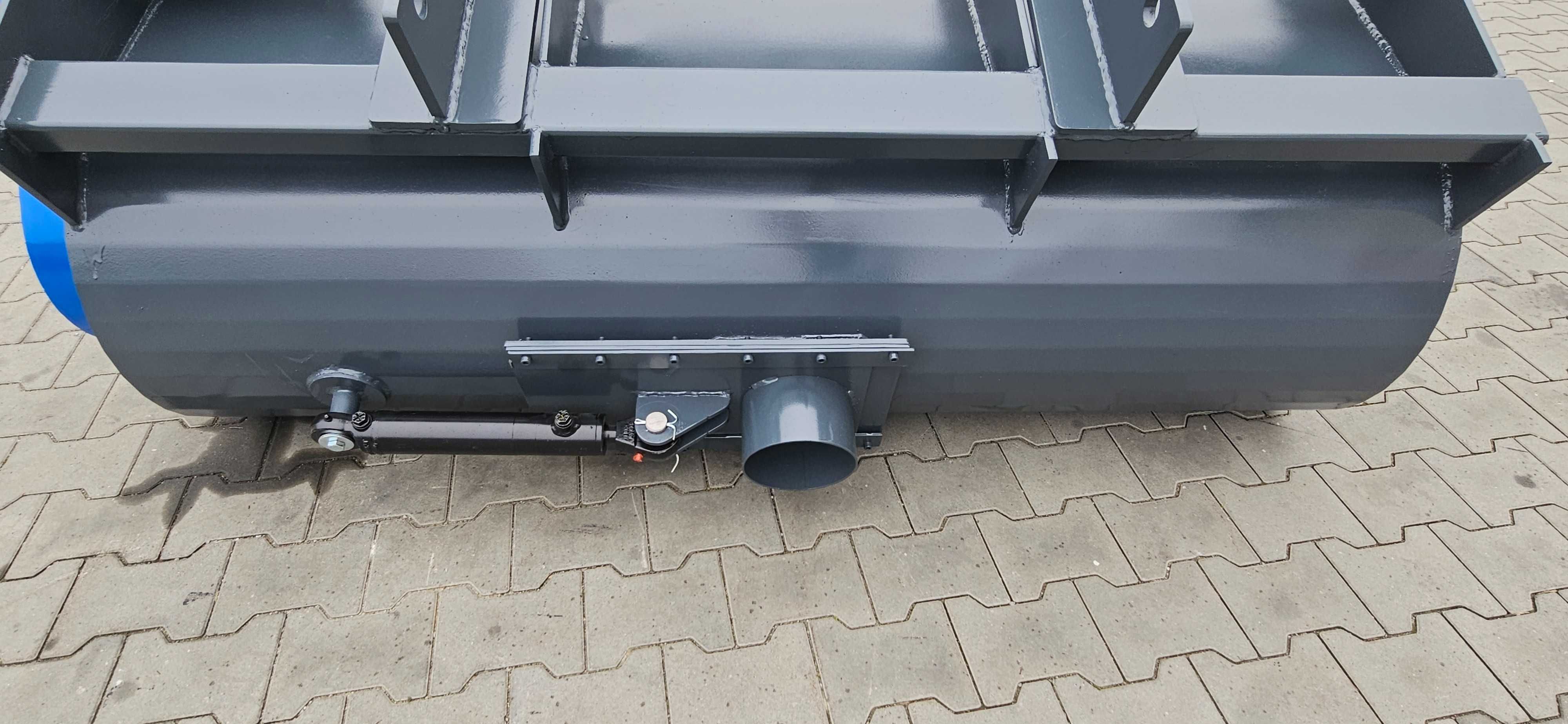 Betoniarka-Mieszalnik Łyżkowy Łyżka Mieszająca BOBCAT JCB CAT manitou