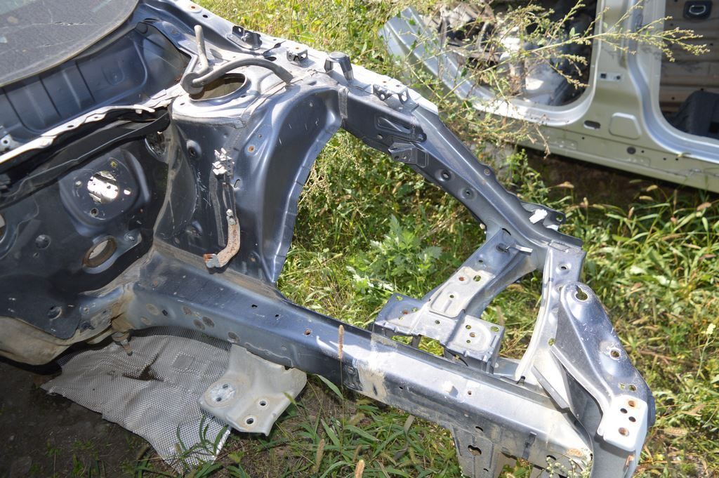 Четверть передняя левая Subaru Outback 15-19 (04) 51609AL01A9P