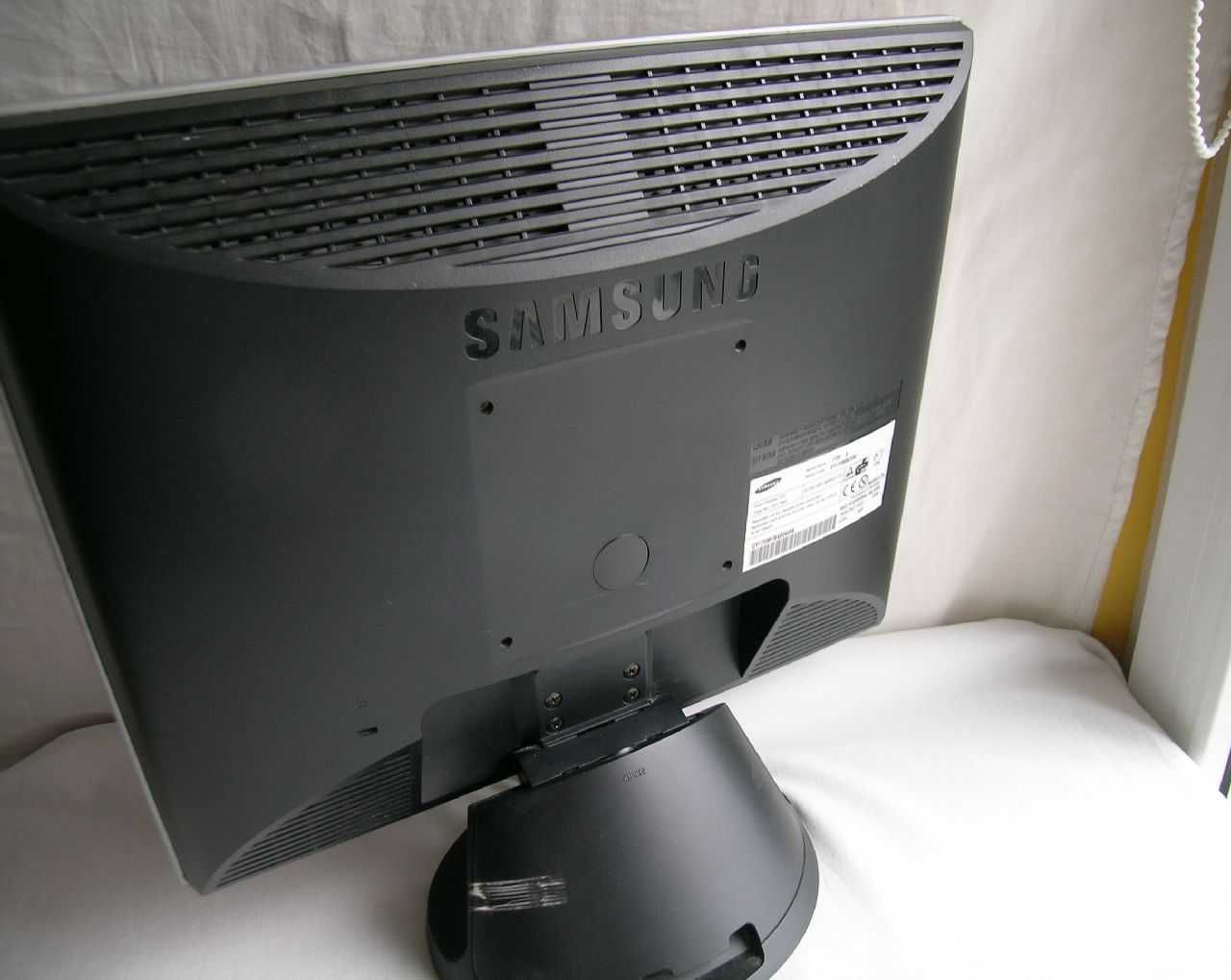 Monitor Samsung SyncMaster 172v