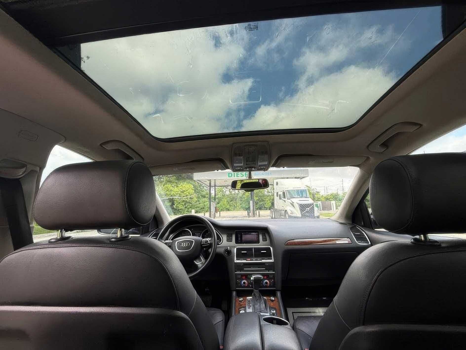 2014 Audi Q7  quattro S-Line Prestige