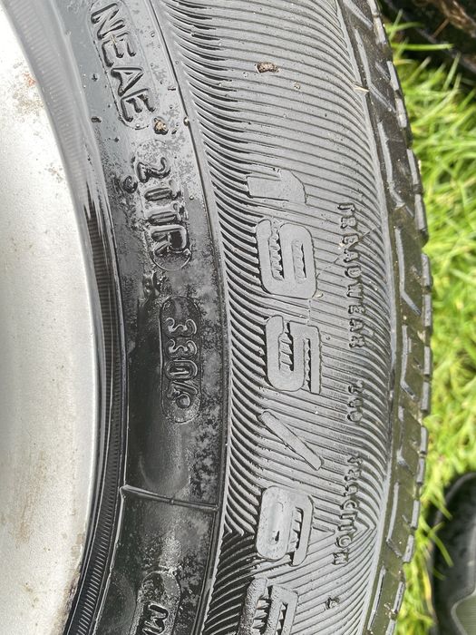 4x Opony z felgami Galxy pasat