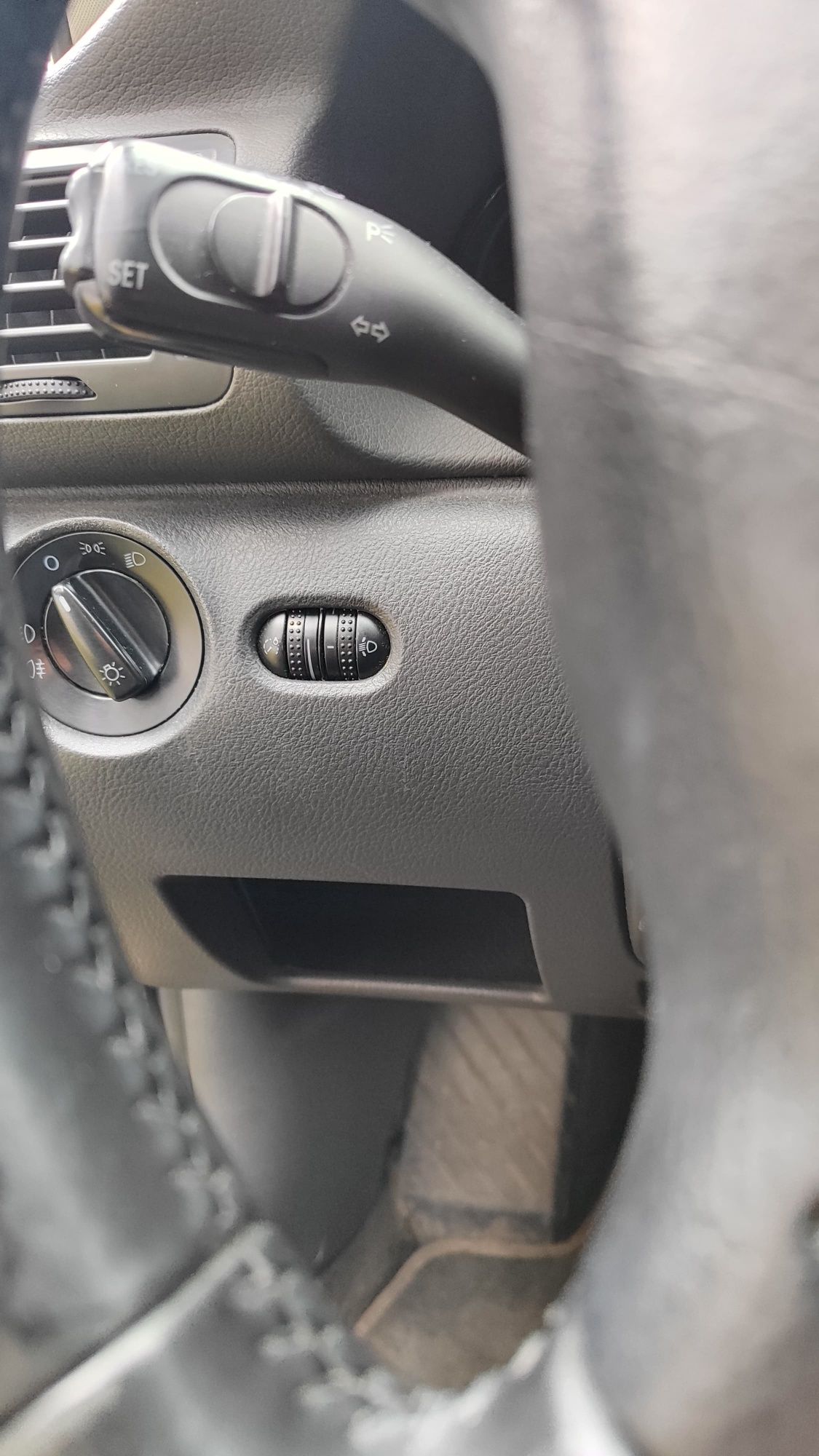 VW PASSAT B5 FL HL 1.9 TDi 2004 Automat
