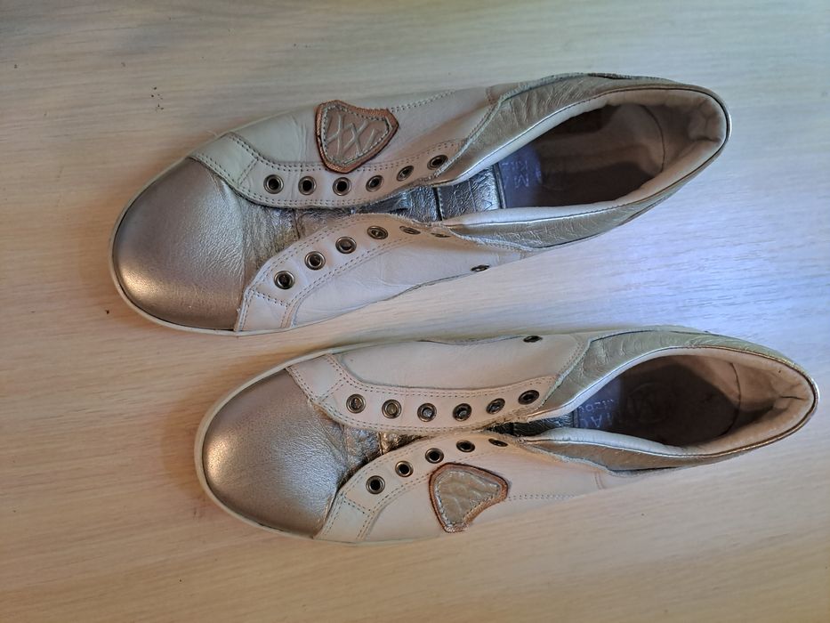 Шкіряні кросівки,стан дуже хороший,Розмір 42