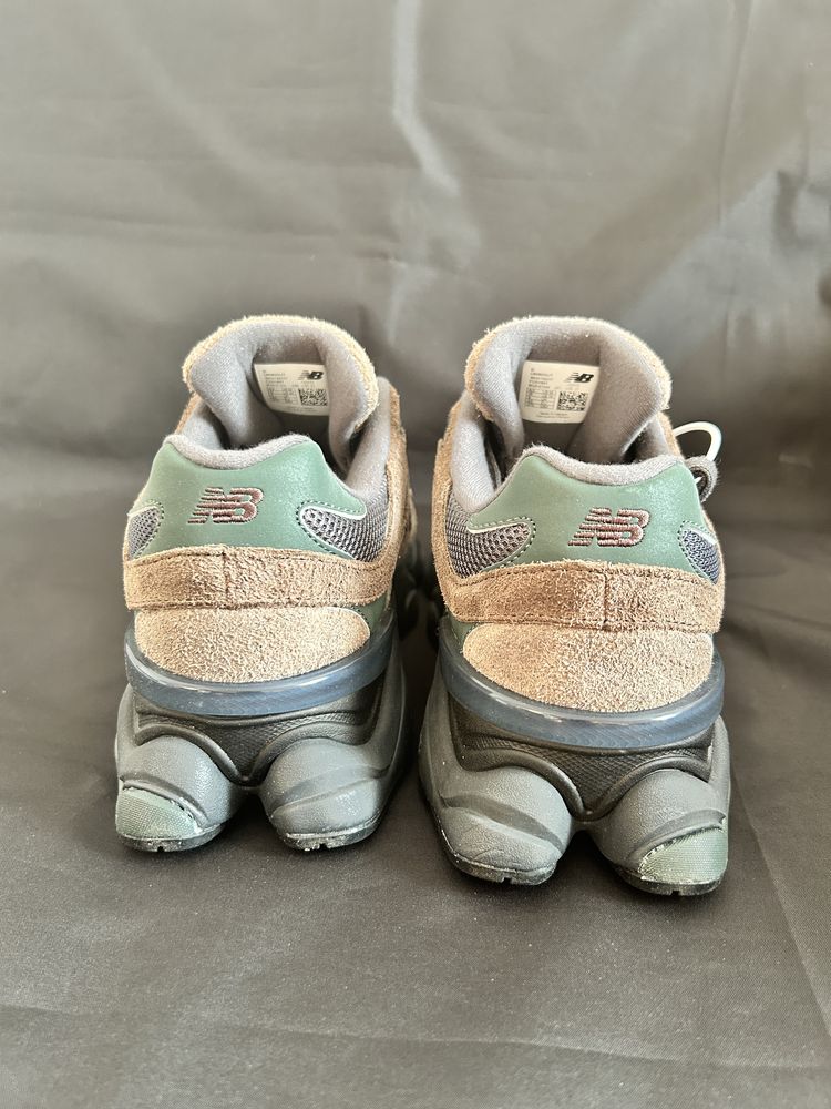 New Balance 9060