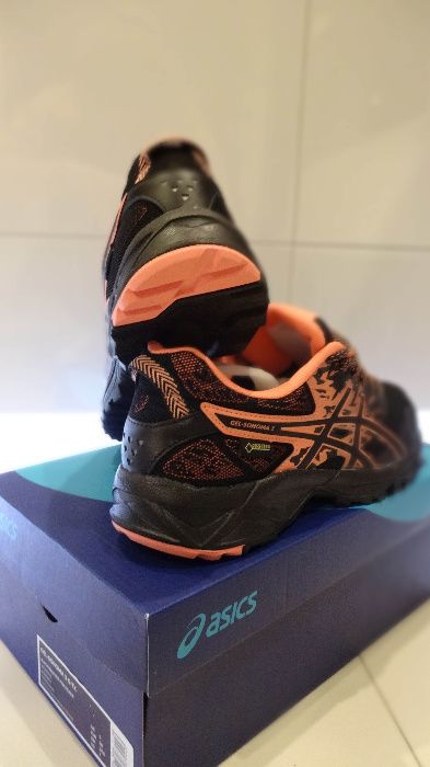 Asics Gel-Sonoma 3 G-TX T777N-9006 R39 24,5cm