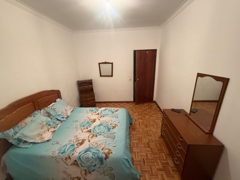 Quarto para arrendamento mensal