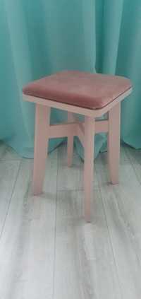 Krzeslo dla dziecka różowe