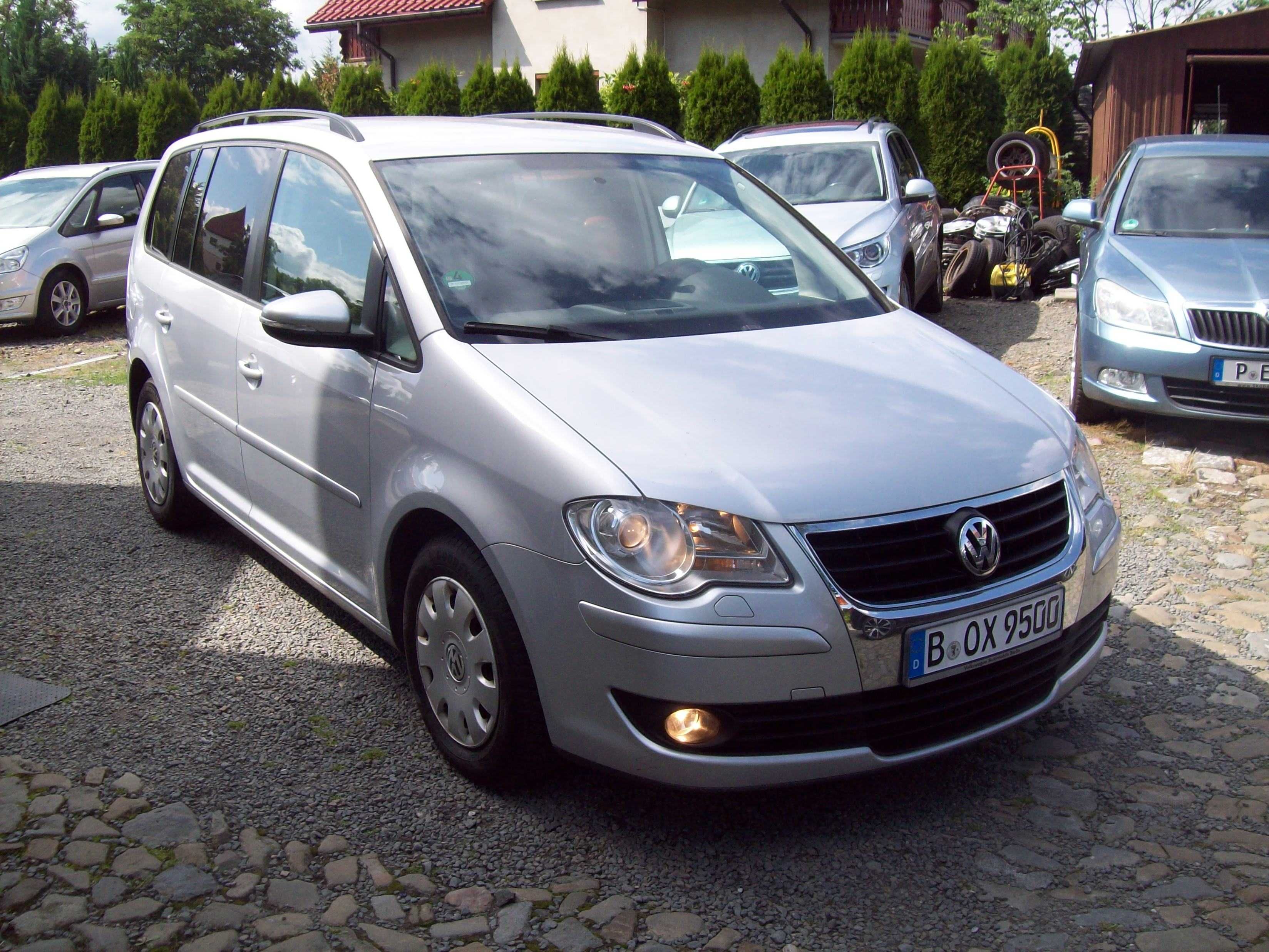 VW TOURAN 1,9 TDI/stan b.dobry/klimatronik