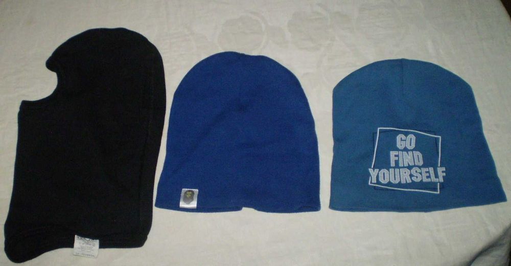 Балаклава пр-во Польша. Шапки на холодный период разные. Недорого.