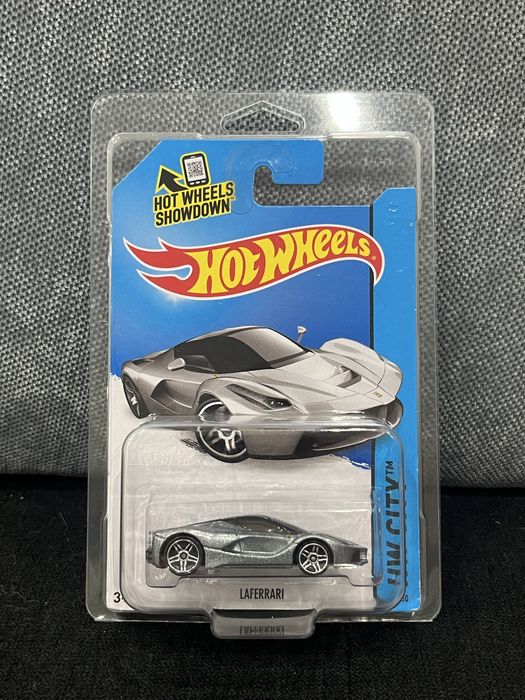 Ferrari laferrari hot wheels mattel