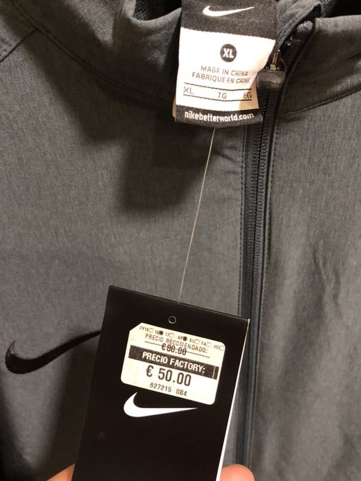 Casaco impermeável Nike XL