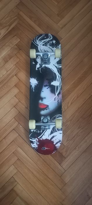 Продам скейтборд