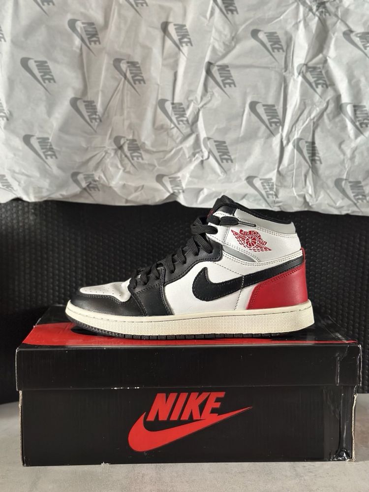 Nike Air Jordan 1