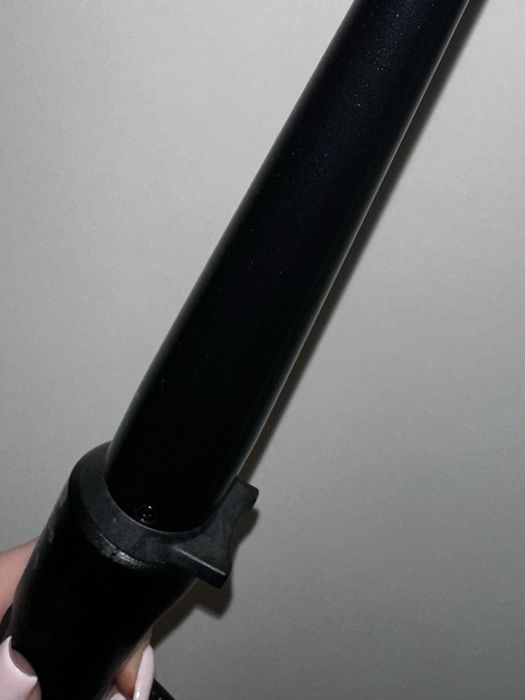 Lokówka stożkowa Remington Pearl CI95 w stylu Dyson