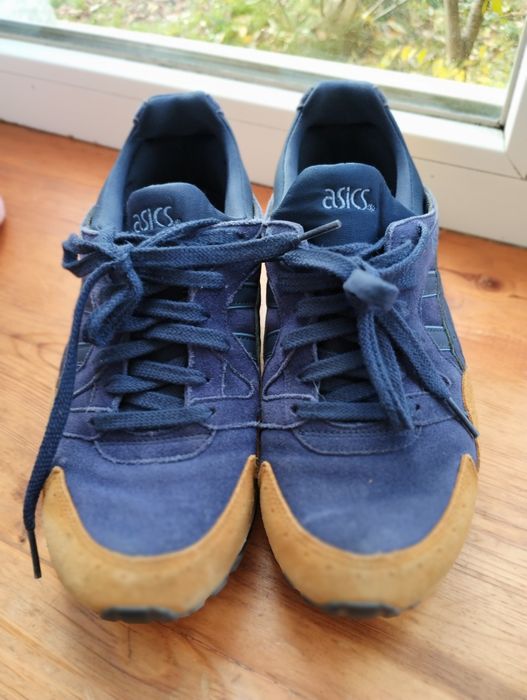 Кросівки Asics ,устілка 26.5