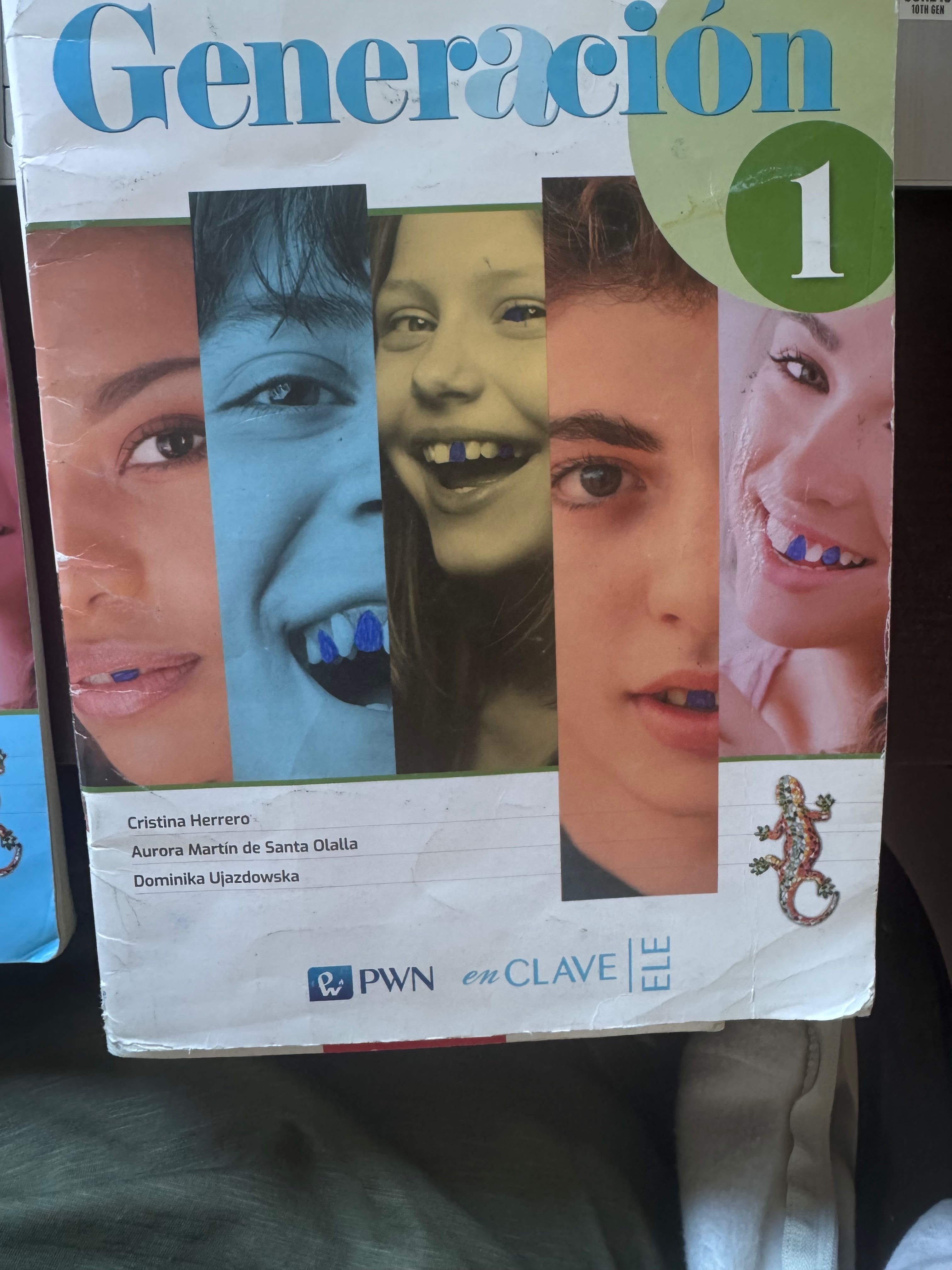 Podręcznik i ćwiczenia do hiszpańskiego klasa 7