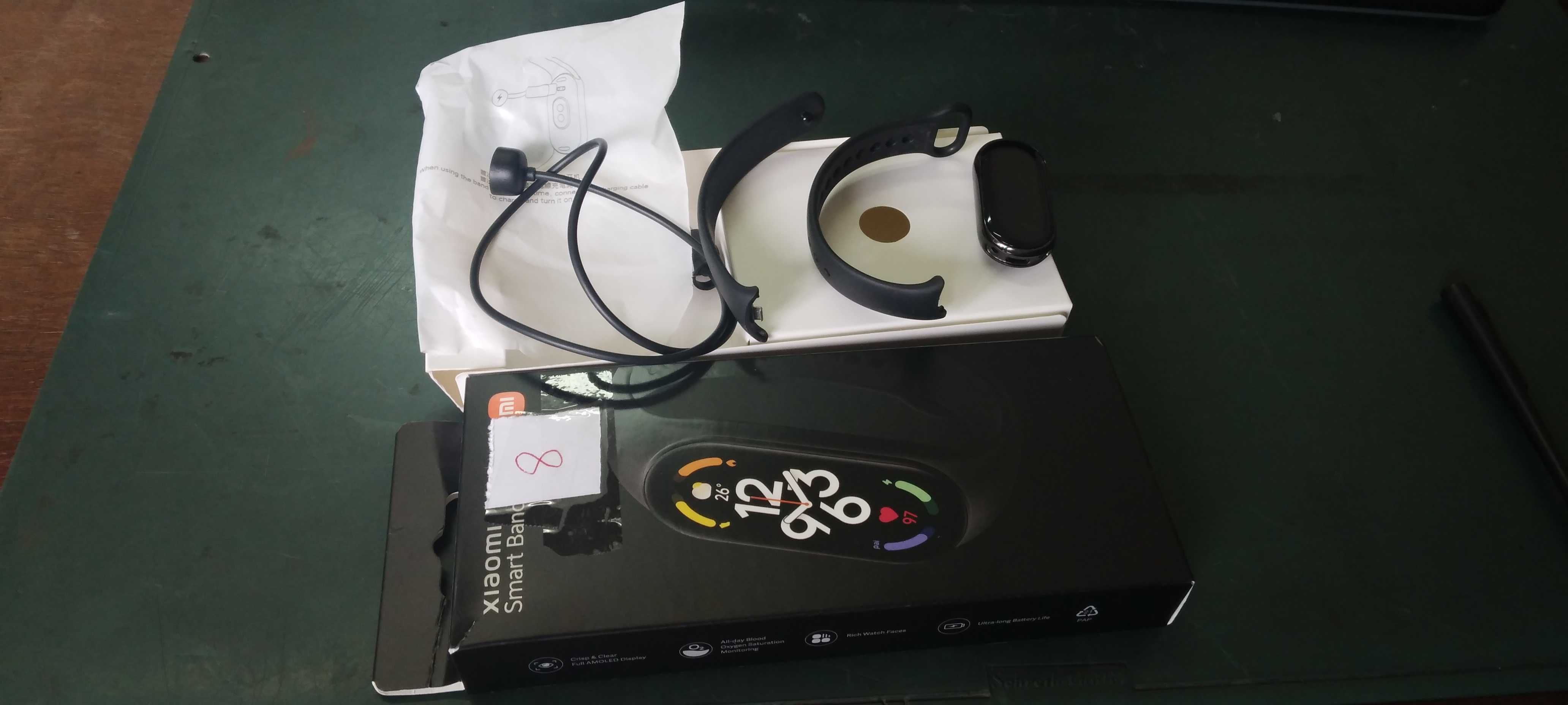 Vendo smartband Xiaomi Mi Band 8