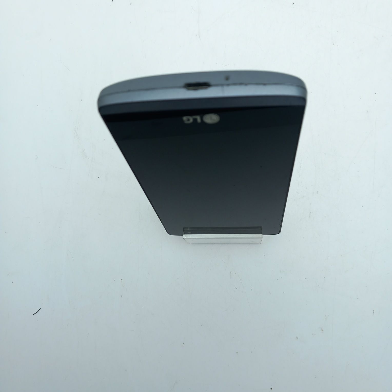 Telefon  LG Leon