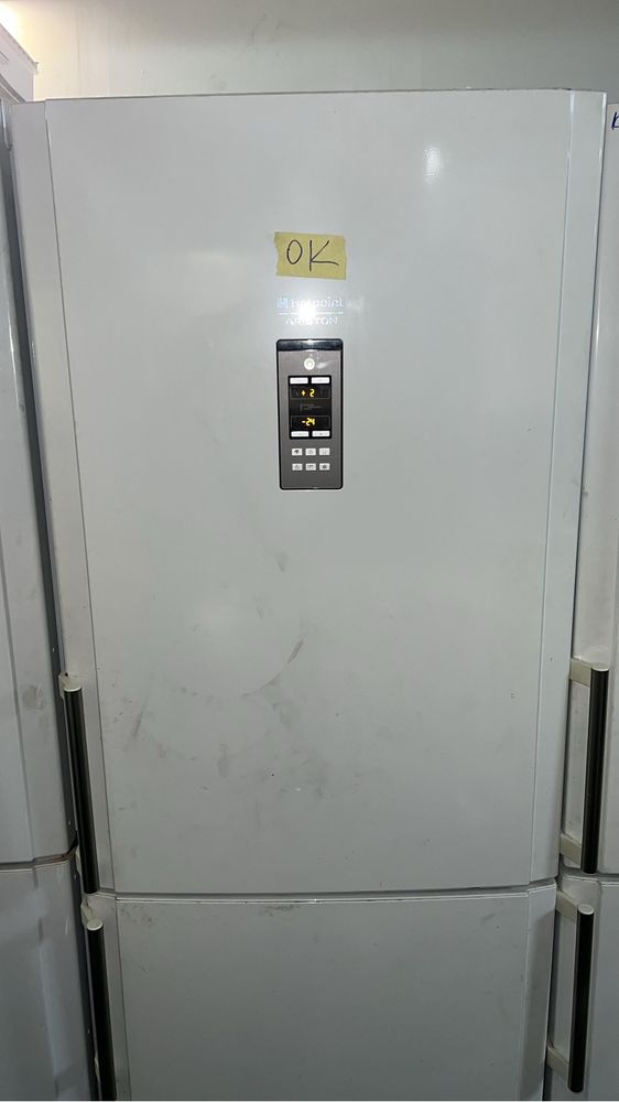 Frigorifico hotpoirt combinado branco