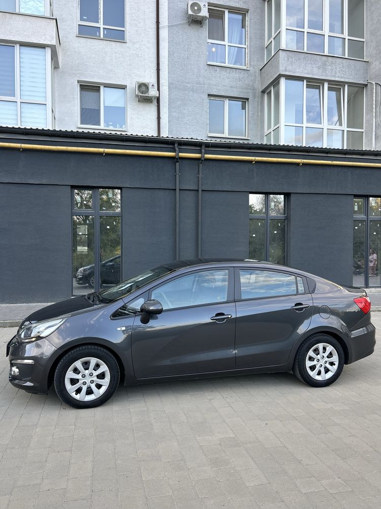 Kia Rio (Кіа Ріо) • 2016 • 1.4 Бензин • Дуже гарний стан