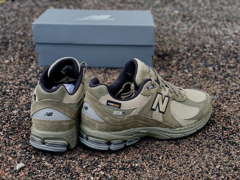 Оригінальні New Balance 2002R Cordura ориг оригинал нб кордура 1906